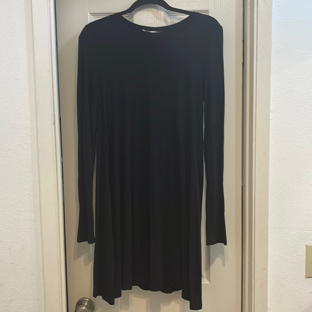 BCBGeneration classic black shift dress